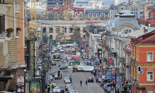 Во Львове ограничат движение транспорта: в чем причина