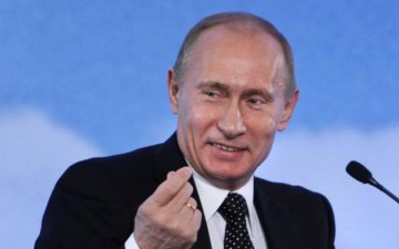 Пушистый лифчик Путина затмил Чемпионат мира