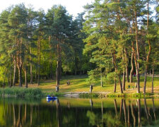 Голосіївський парк