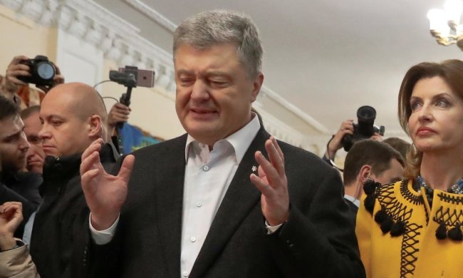 Порошенко наконец забрался с Банковой: переехал в открытый офис