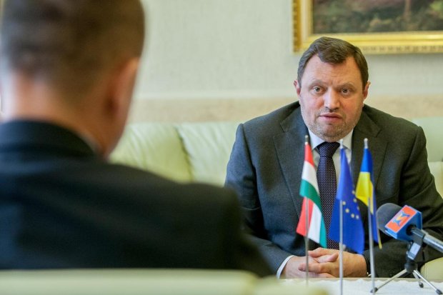 Консулу Венгрии в Украине дали 72 часа: время пошло