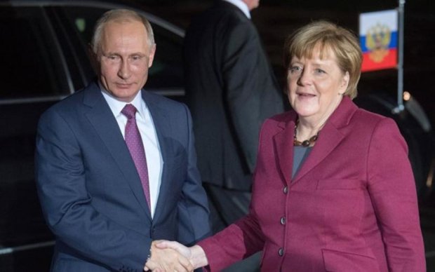 Меркель розповіла, хто завершить війну на Донбасі