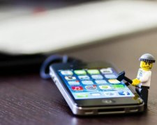 Apple рассказала о дыре в защите iPhone
