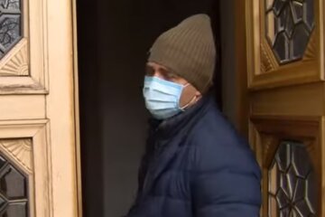 У Раду в масках, скрін з відео