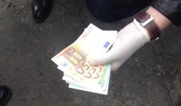 Майор Нацгвардии за 1,5 тыс евро хотел «помочь» наркоторговцу (фото)