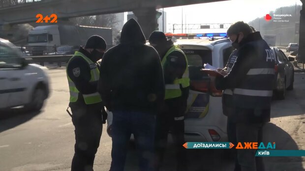 В Киеве конфискуют автомобили за неуплату штрафов, фото: Джежаи