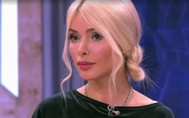 Звезда российского шоу-биза снова пошла под венец с тираном: фото