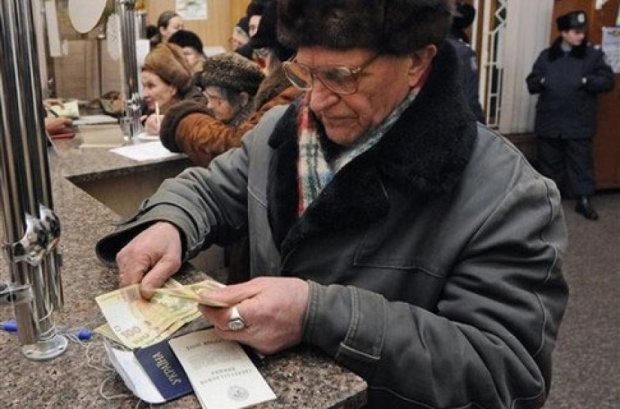 Миллион пенсионеров-переселенцев хотят получать пенсии в Украине