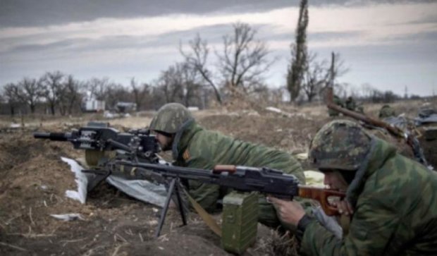 В Песках боевики обстреляли украинских военных: есть погибший 