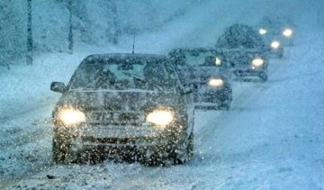 Автомобілістів попередили про снігопад