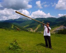 Тисяча і одна причина мандрувати Україною: чим ми можемо зацікавити туристів