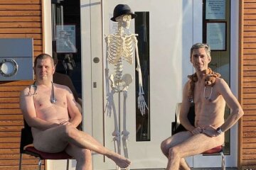 флешмоб німецьких медиків, фото Daily Mail