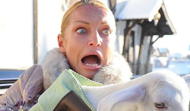 Голая Волочкова раскорячилась на снегу: кормилицу не простуди