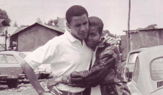 Раритетне фото Барака і Мішель Обами показали на 25-ту річницю весілля