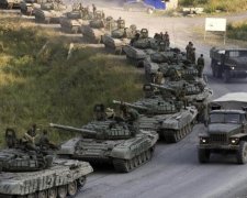 Кремль ешелонами звозить бронетехніку в Білорусь: фото