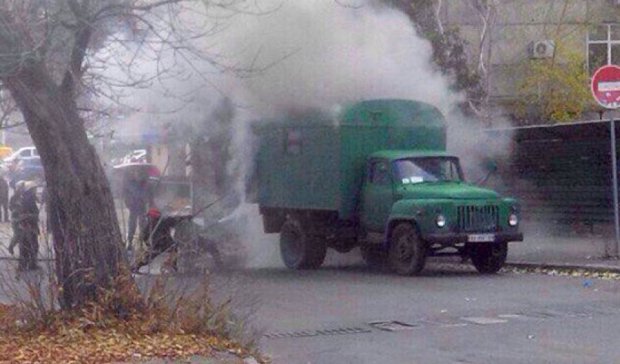 У Харкові згоріла вантажівка газівників (фото)