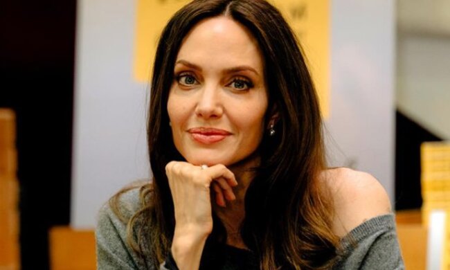 Анджеліна Джолі, instagram.com/angelinajolie