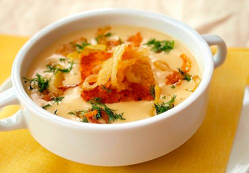 Рецепт: Сырный суп-пюре с гренками