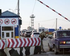 Украина упрощает визиты в Крым: что задумали слуги народа