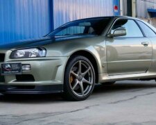 Mileage Nissan Skyline GT-R V-Spec II Nur, carscoops