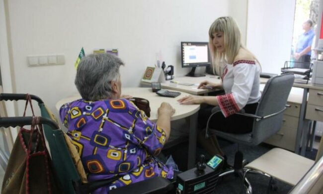 Совсем обнаглели: языковой скандал в Ощадбанке возмутил украинцев