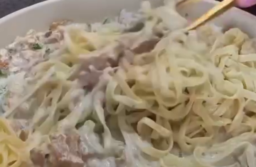 Паста з лисичками, кадр з відео
