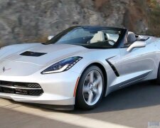 Chevrolet Corvette Stingray Convertible