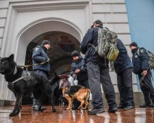 У Києві копи по-звірячому побили жінок у метро: таке може статися з кожним, як вберегтися