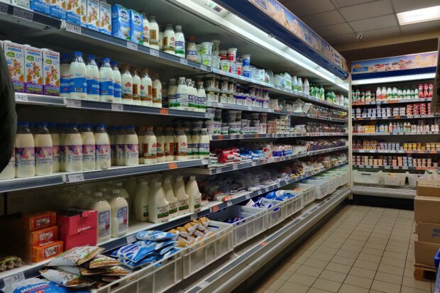 Супермаркет, молочка: фото Знай.ua