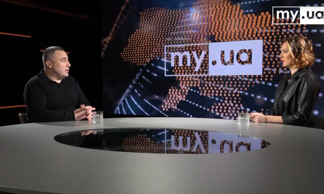 Роман Головін