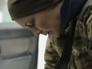 Женщина в ВСУ, фото: скриншот из видео