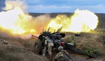 Окупанти рівняли позиції сил АТО з землею по всьому фронту