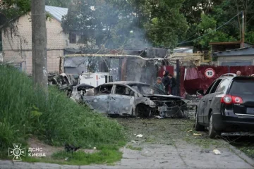Последствия атаки на Киев: пожар в жилом доме