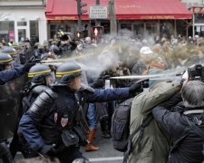 Французька поліція насильно розігнала протест проти насильства