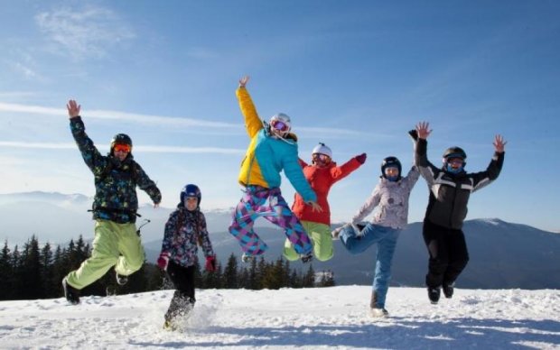 Беріть лижі та сноуборд: в Карпатах стихія влаштувала українцям Новий рік
