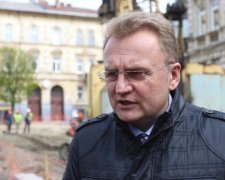 Глава Львова екстрено вилетів в Київ: з'явились перші подробиці