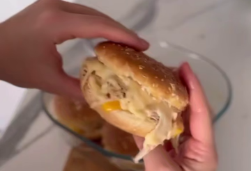 Сирні гарячі бургери, кадр з відео