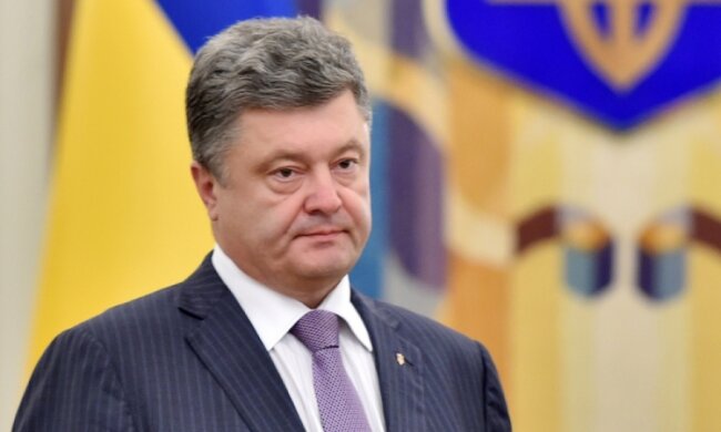 Порошенко поручил Полтораку и Муженко не стрелять