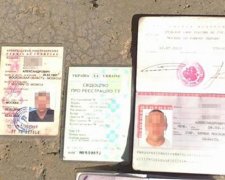 В тайнике террористов «ДНР» нашли документы гражданина России (фото)
