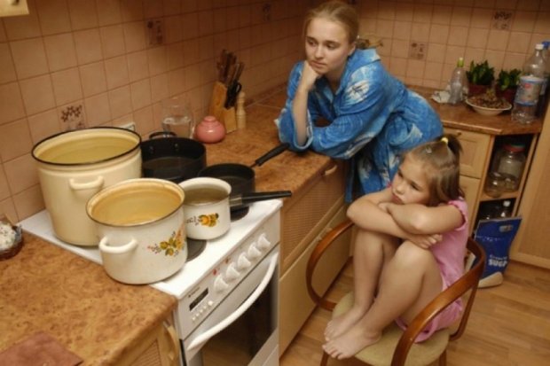 В Києві ще мінімум два роки будуть відключати гарячу воду