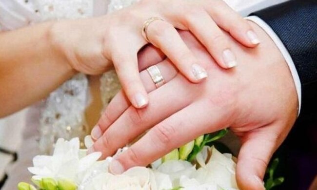 Внучка вийшла заміж за власного діда-мільйонера