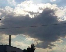 Облако в форме карты Украины присоединило к себе и Кавказ