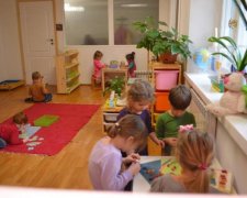 Родители набросились на воспитателя когда дома дети кое-что показали