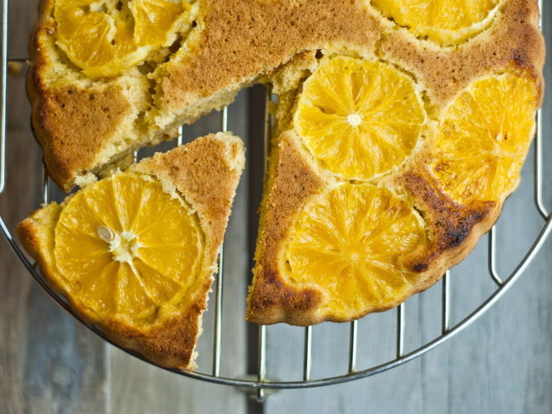 Рецепт найніжнішого манного пирога з апельсинами