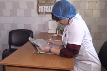 Лікарі в Україні, фото currenttime