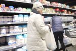 Дніпрянам впарюють молоко, яке не п'ють навіть коти - "Каламутна гидоту"