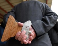 Никогда не поднимайте это! Украинцам грозит смертельная опасность