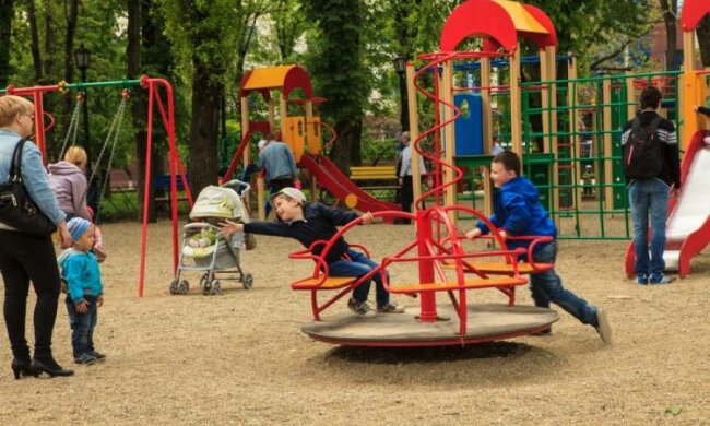 Кривавий майданчик: кавказці відкрили вогонь прямо над головами дітей