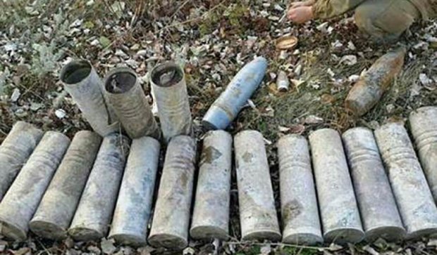 Боеприпасы для подрыва моста обнаружили в Луганской области (фото)