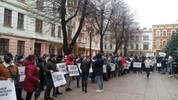 Акція протесту рестораторів у Чернівцях, фото molbuk.ua